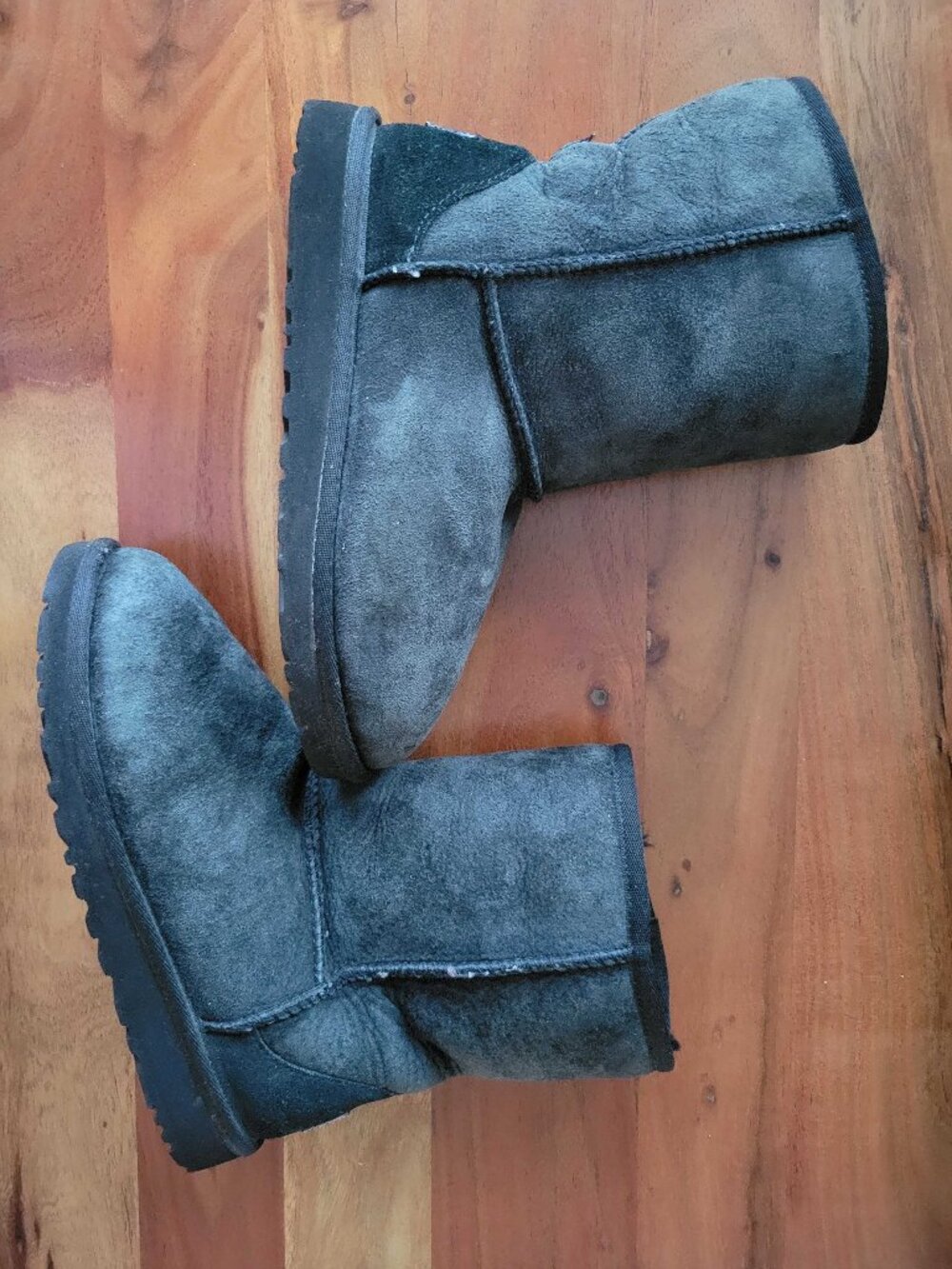 Ugg Australia Classic Black Suede Leather Sheepskin Boots US 3